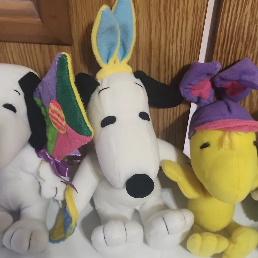 Peanuts set four